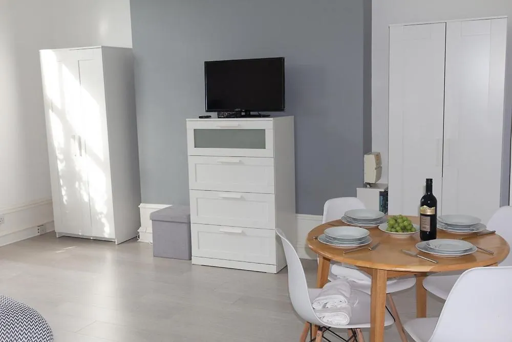 Vion Apartment - King Suites Aberdeen 0*,