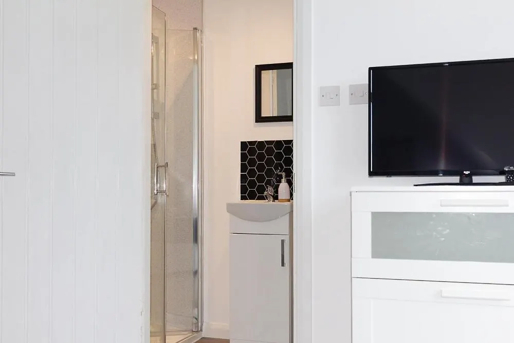 Vion Apartment - King Suites Aberdeen