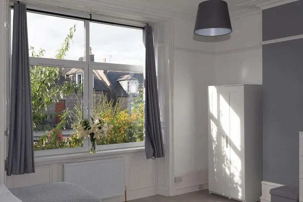 Vion Apartment - King Suites Aberdeen