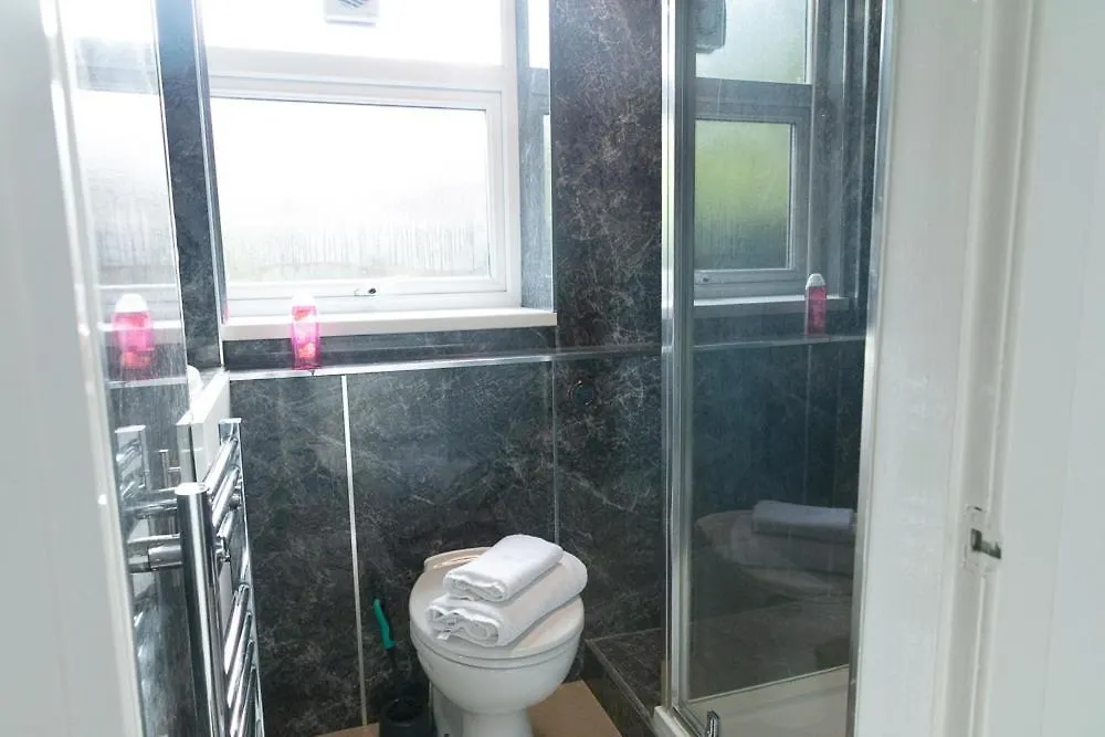 Vion Apartment - King Suites Aberdeen
