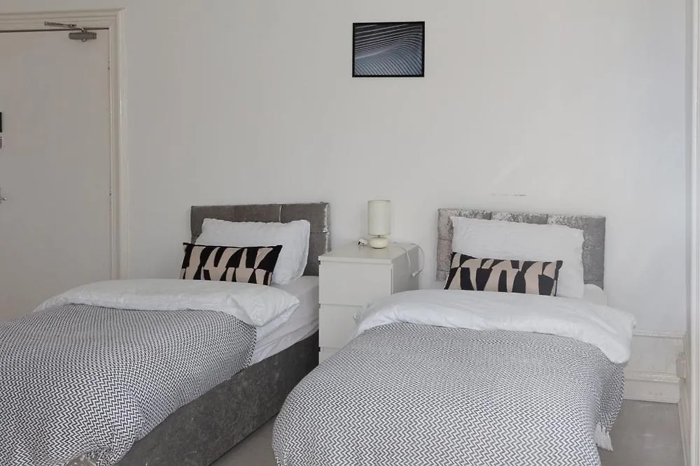 Vion Apartment - King Suites Aberdeen