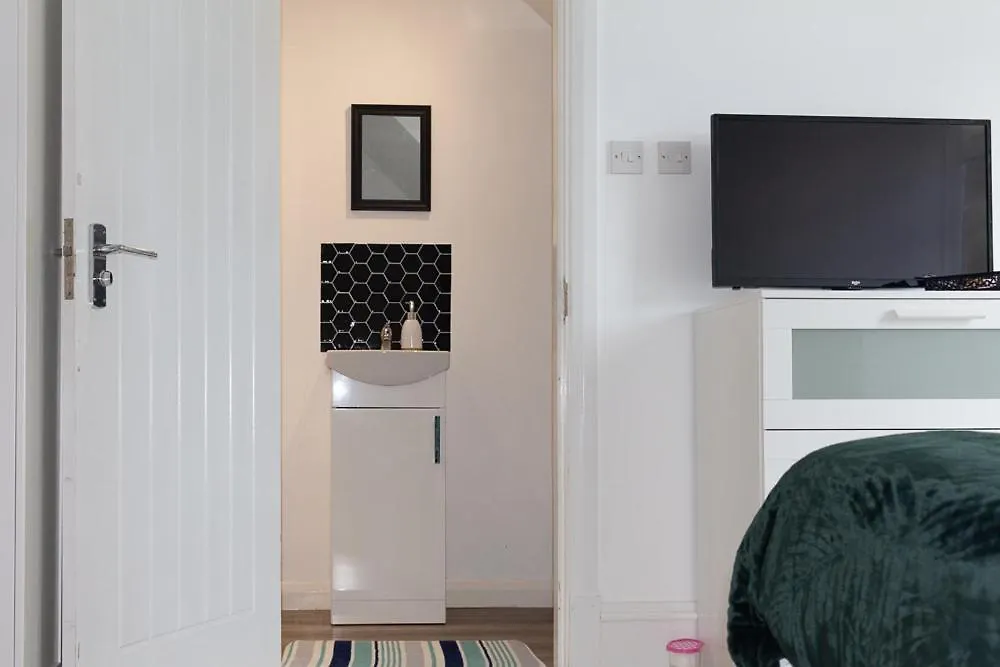 Vion Apartment - King Suites Aberdeen 0*,  Velká Británie